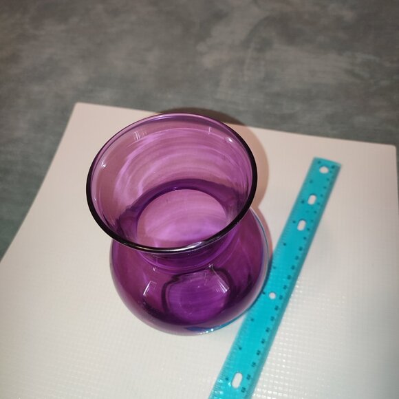 Purple Glass Vase Medium Size Violet Lilac Flowers Decor Boho Retro Style - Picture 3 of 7